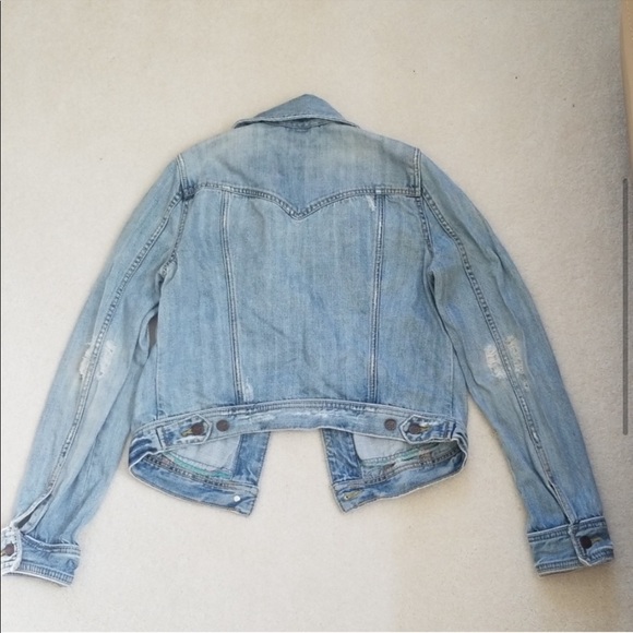 A&F | HOST PICK 🎉 Vintage Jean Jacket - Picture 3 of 7